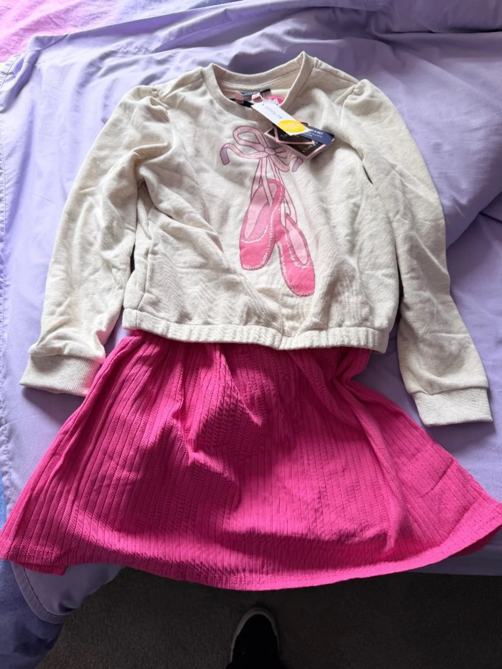 Dress and sweatshirt set size 6/6x